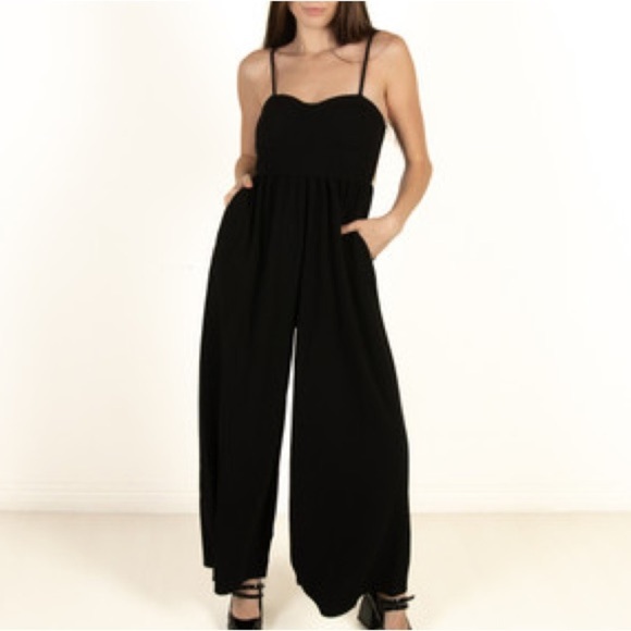 4. B.O.G Black Bustier Top Wide Leg Jumpsuit Velvet Trim On Bustier Size Small - Picture 1 of 11